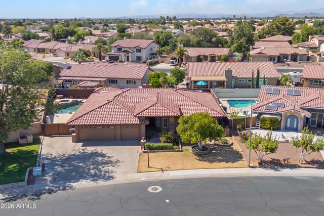 12332 N 71ST Lane, Peoria, AZ 85381