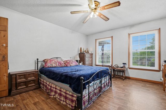 3081 Ervintown Road, Castlewood, VA 24224