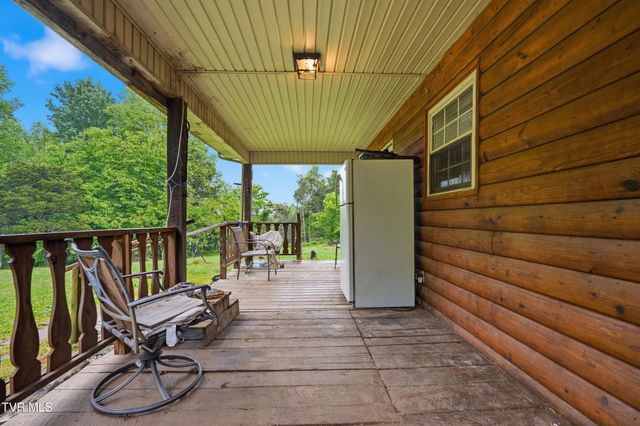 3081 Ervintown Road, Castlewood, VA 24224