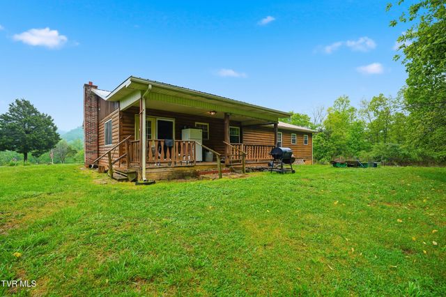3081 Ervintown Road, Castlewood, VA 24224