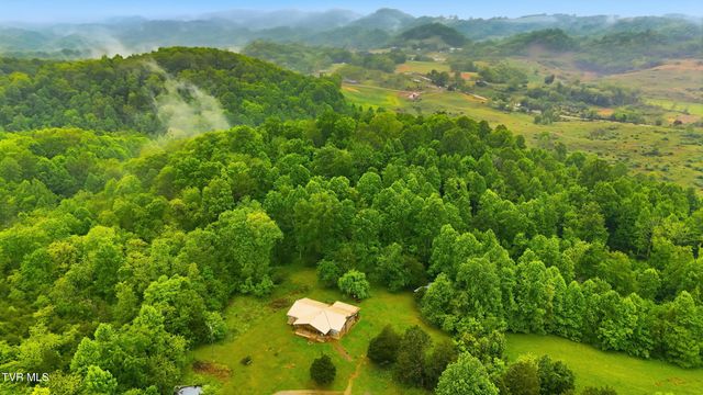 3081 Ervintown Road, Castlewood, VA 24224