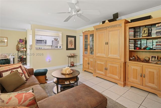 2440 NW 33rd St 1803, Oakland Park, FL 33309