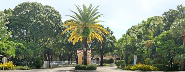 2440 NW 33rd St 1803, Oakland Park, FL 33309