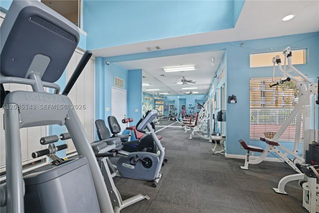 2440 NW 33rd St 1803, Oakland Park, FL 33309