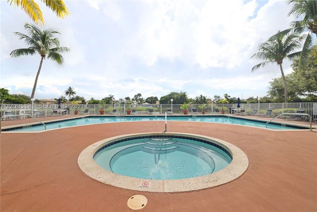 2440 NW 33rd St 1803, Oakland Park, FL 33309
