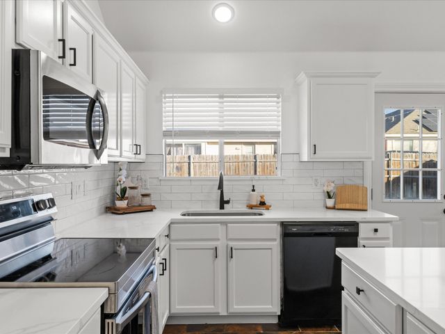 4516 Lodestone Lane, Fort Worth, TX 76123