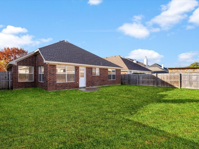 4516 Lodestone Lane, Fort Worth, TX 76123