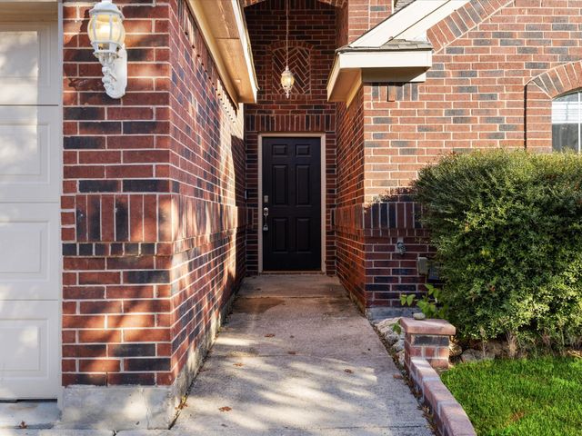 4516 Lodestone Lane, Fort Worth, TX 76123