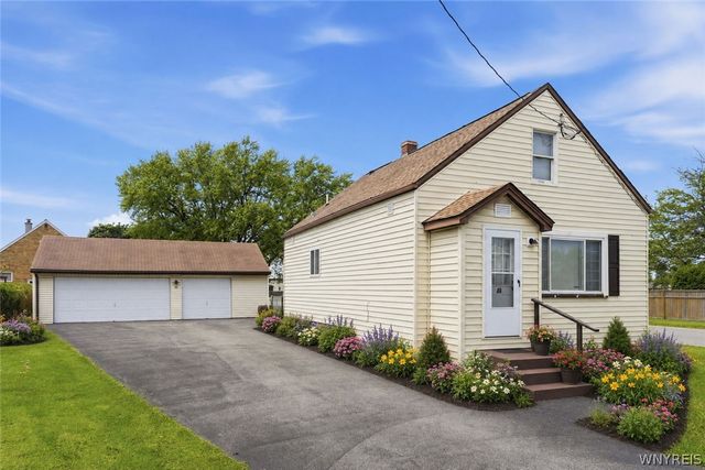 80 Helen Street, Cheektowaga, NY 14206
