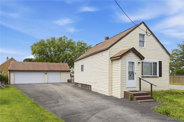 80 Helen Street, Cheektowaga, NY 14206