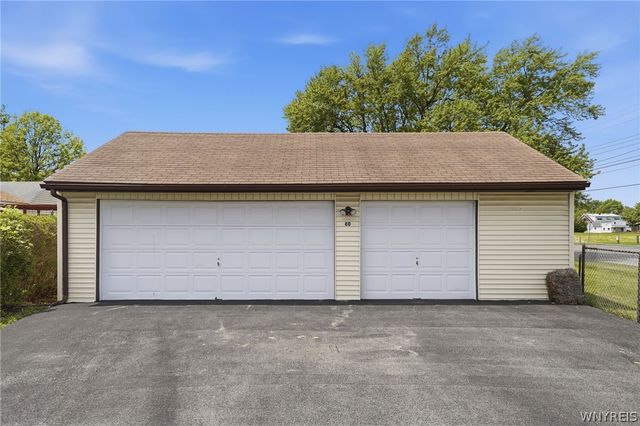 80 Helen Street, Cheektowaga, NY 14206