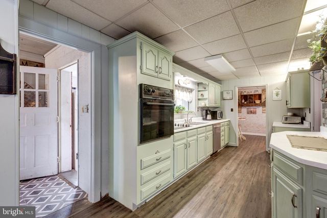 229 E HIGH ST, New Oxford, PA 17350