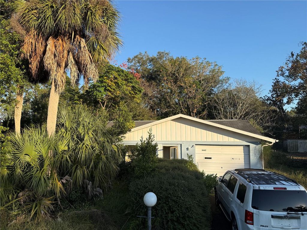 Image 2 of property listing at 9447 BAHIA ROAD, Ocala, FL 34472