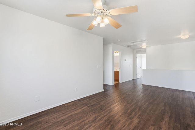 17223 W COUNTRY GABLES Drive, Surprise, AZ 85388