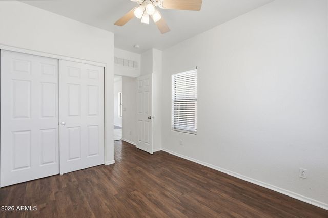 17223 W COUNTRY GABLES Drive, Surprise, AZ 85388