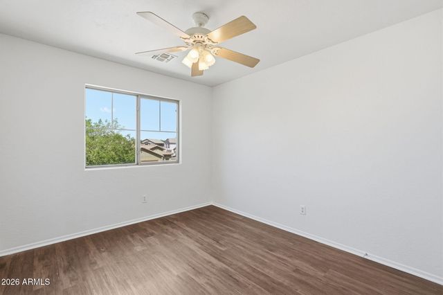 17223 W COUNTRY GABLES Drive, Surprise, AZ 85388