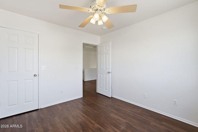 17223 W COUNTRY GABLES Drive, Surprise, AZ 85388