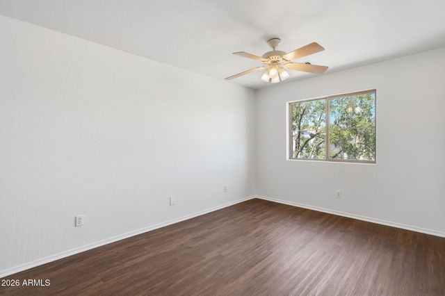 17223 W COUNTRY GABLES Drive, Surprise, AZ 85388