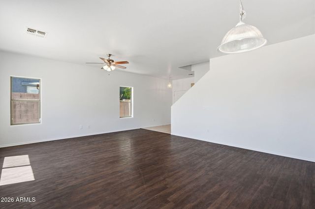 17223 W COUNTRY GABLES Drive, Surprise, AZ 85388