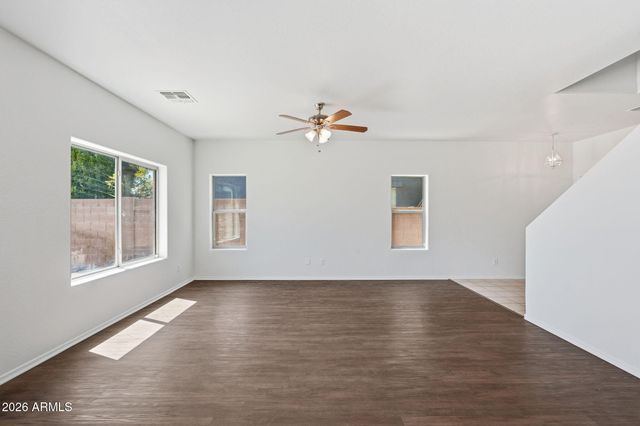 17223 W COUNTRY GABLES Drive, Surprise, AZ 85388