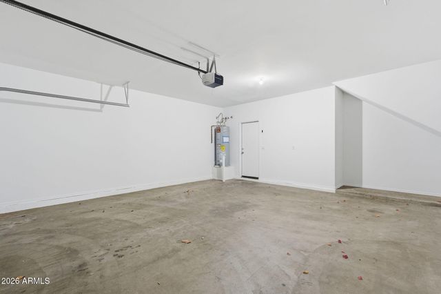 17223 W COUNTRY GABLES Drive, Surprise, AZ 85388