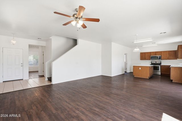 17223 W COUNTRY GABLES Drive, Surprise, AZ 85388