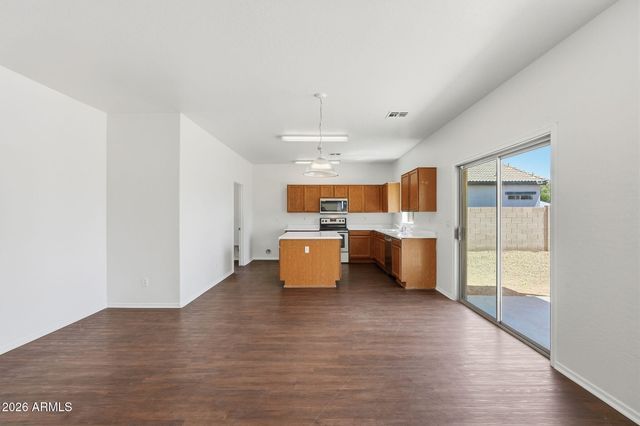 17223 W COUNTRY GABLES Drive, Surprise, AZ 85388