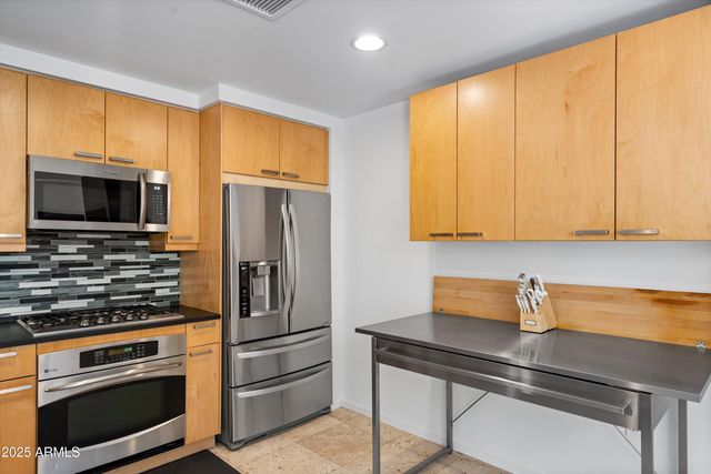 7131 E RANCHO VISTA Drive 1008, Scottsdale, AZ 85251