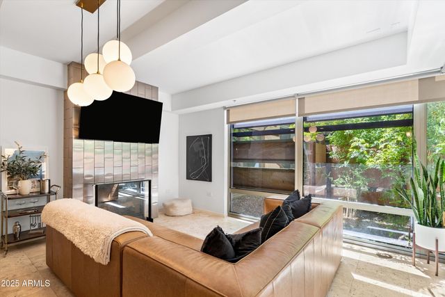 7131 E RANCHO VISTA Drive 1008, Scottsdale, AZ 85251