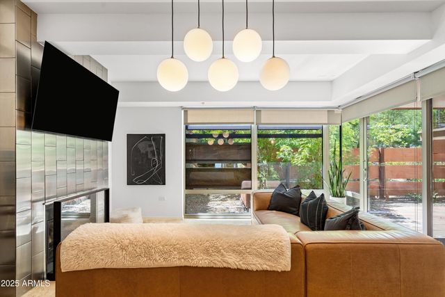 7131 E RANCHO VISTA Drive 1008, Scottsdale, AZ 85251