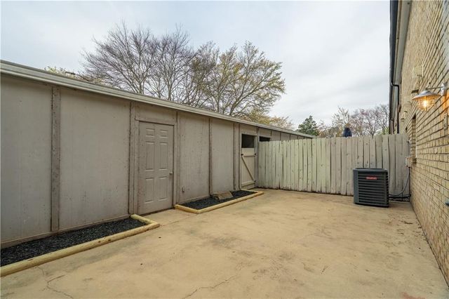 330 Winding River Drive C, Atlanta, GA 30350