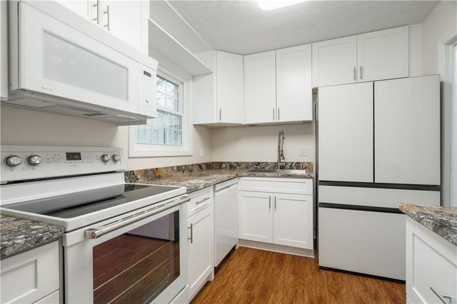 330 Winding River Drive C, Atlanta, GA 30350