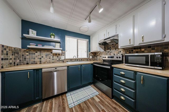 9035 E CITRUS Lane S, Sun Lakes, AZ 85248