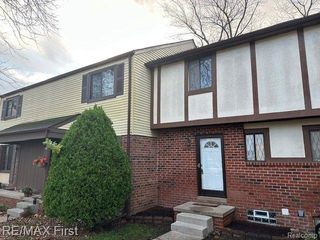 8524 Hickory Drive, Sterling Heights, MI 48312