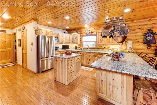 8100 Hodge Road, Fife Lake Township, MI 49649