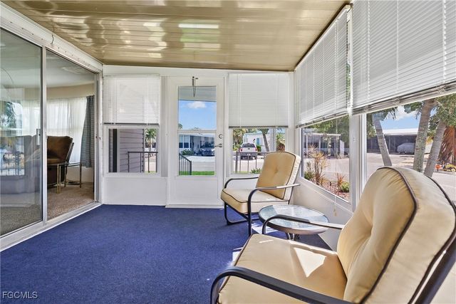 511 Pine Tree CT, North Fort Myers, FL 33917