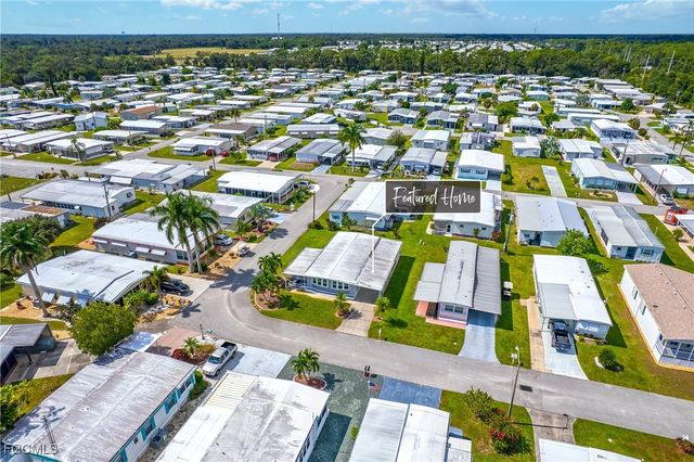 511 Pine Tree CT, North Fort Myers, FL 33917