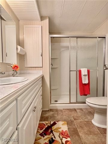 511 Pine Tree CT, North Fort Myers, FL 33917