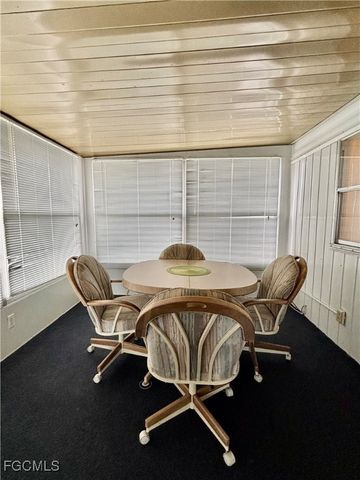 511 Pine Tree CT, North Fort Myers, FL 33917