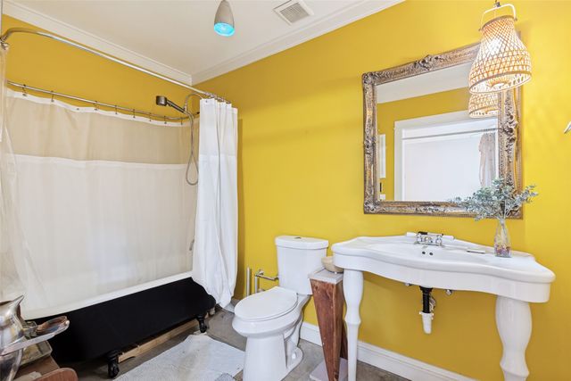 2732 Ivandell Avenue, Dallas, TX 75211