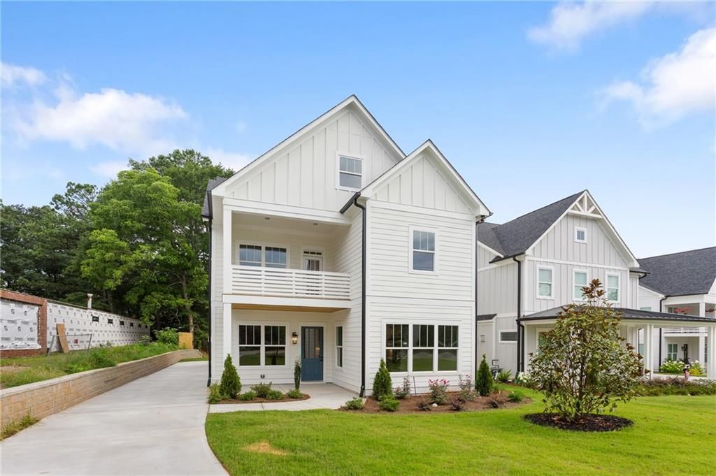 1577 Roswell SE Street, Smyrna, GA 30080