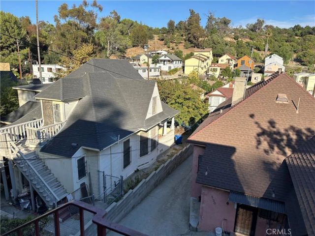 520 Solano Avenue, Los Angeles, CA 90012