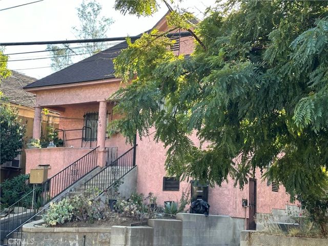 520 Solano Avenue, Los Angeles, CA 90012