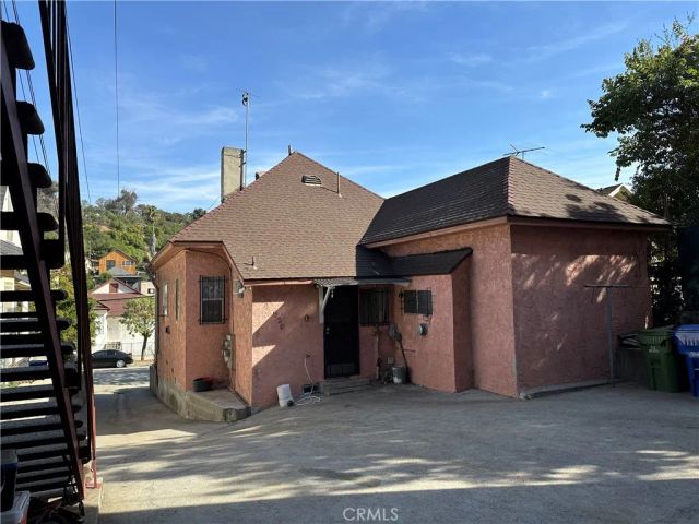 520 Solano Avenue, Los Angeles, CA 90012