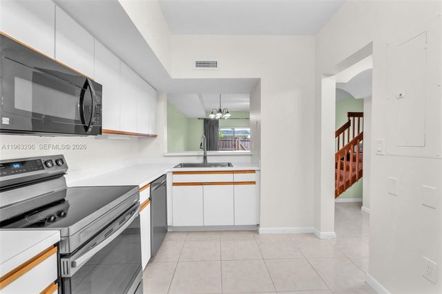 11864 SW 97th Ter, Miami, FL 33186