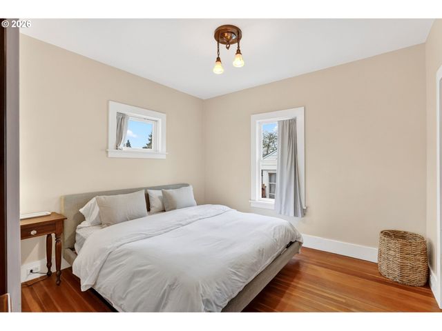 308 W 35TH St, Vancouver, WA 98660