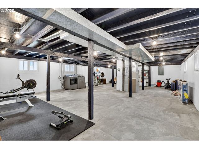 308 W 35TH St, Vancouver, WA 98660