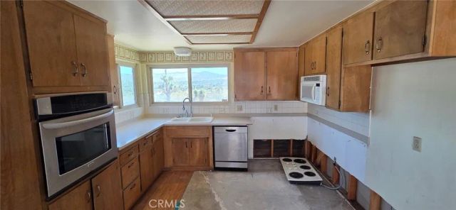 56994 Crestview Drive, Yucca Valley, CA 92284