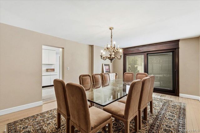 15470 Powells Cove Boulevard, Beechhurst, NY 11357
