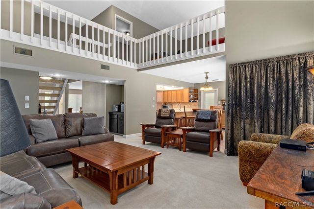 10 Sycamore Court S, Homosassa, FL 34446